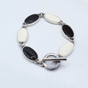 Elegant Black And White Alternating Link On Silver Tone Toggle Bracelet
